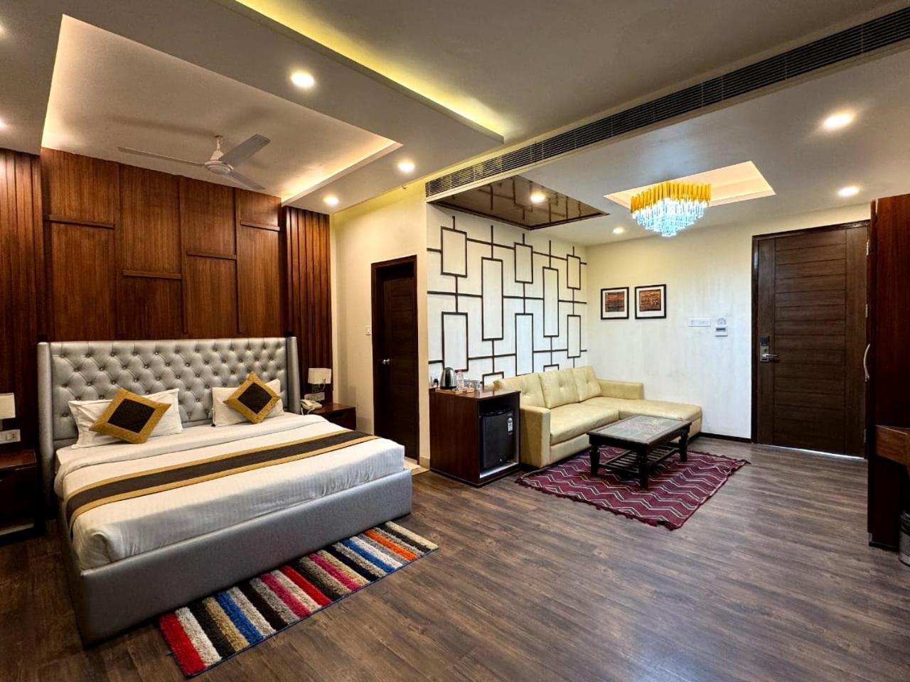 Hotel River Rhythm Assi Ghat Benares Buitenkant foto