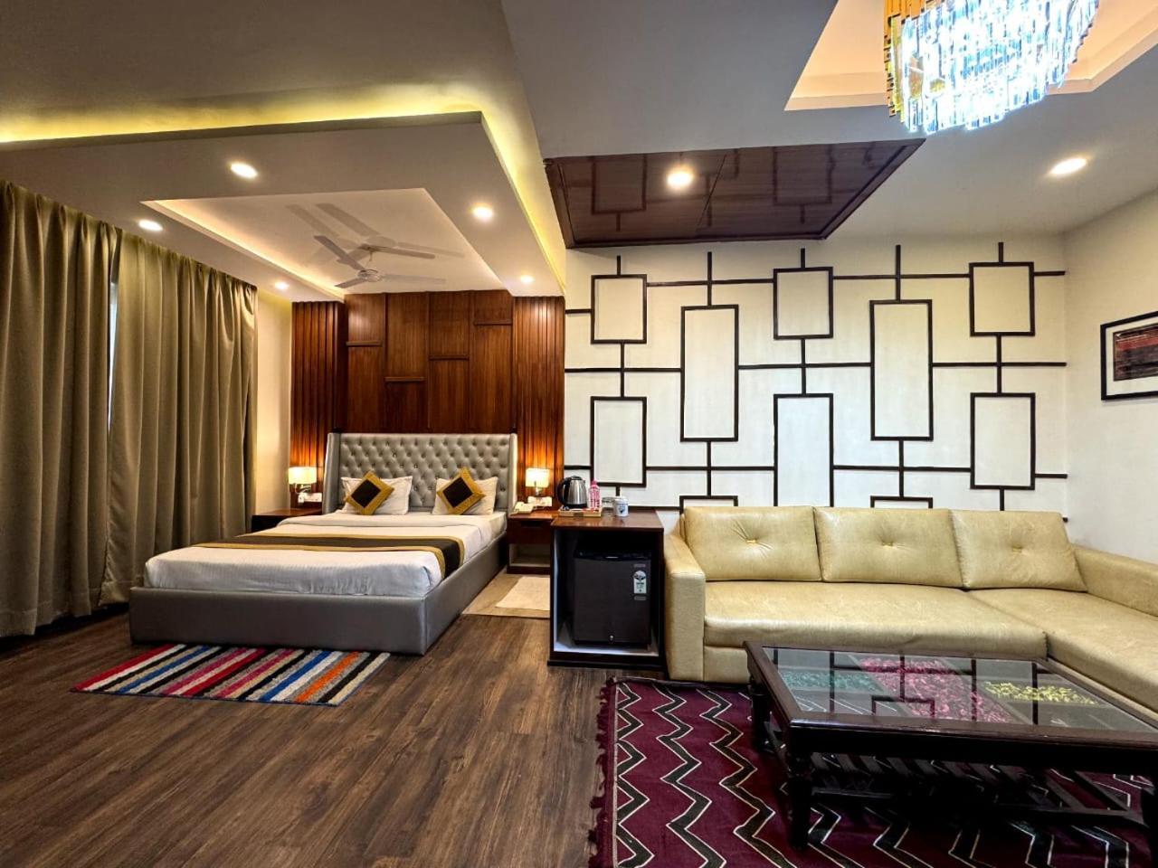 Hotel River Rhythm Assi Ghat Benares Buitenkant foto