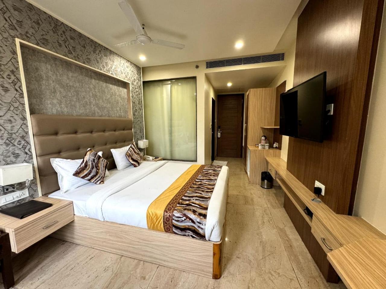 Hotel River Rhythm Assi Ghat Benares Buitenkant foto