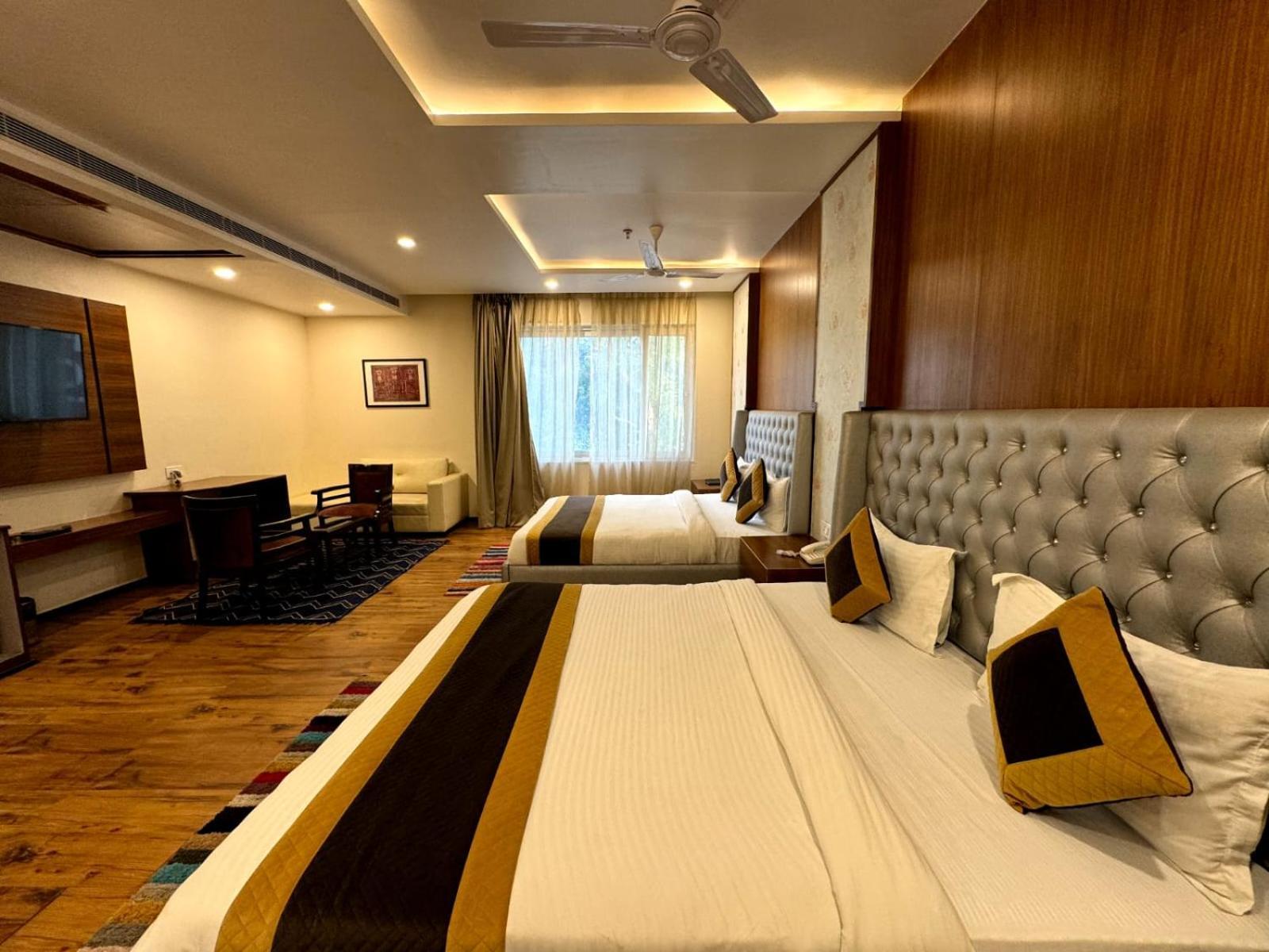 Hotel River Rhythm Assi Ghat Benares Buitenkant foto