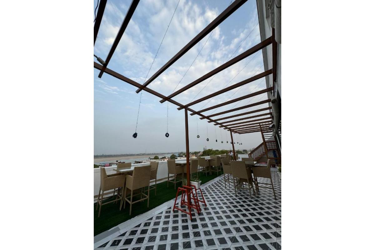 Hotel River Rhythm Assi Ghat Benares Buitenkant foto