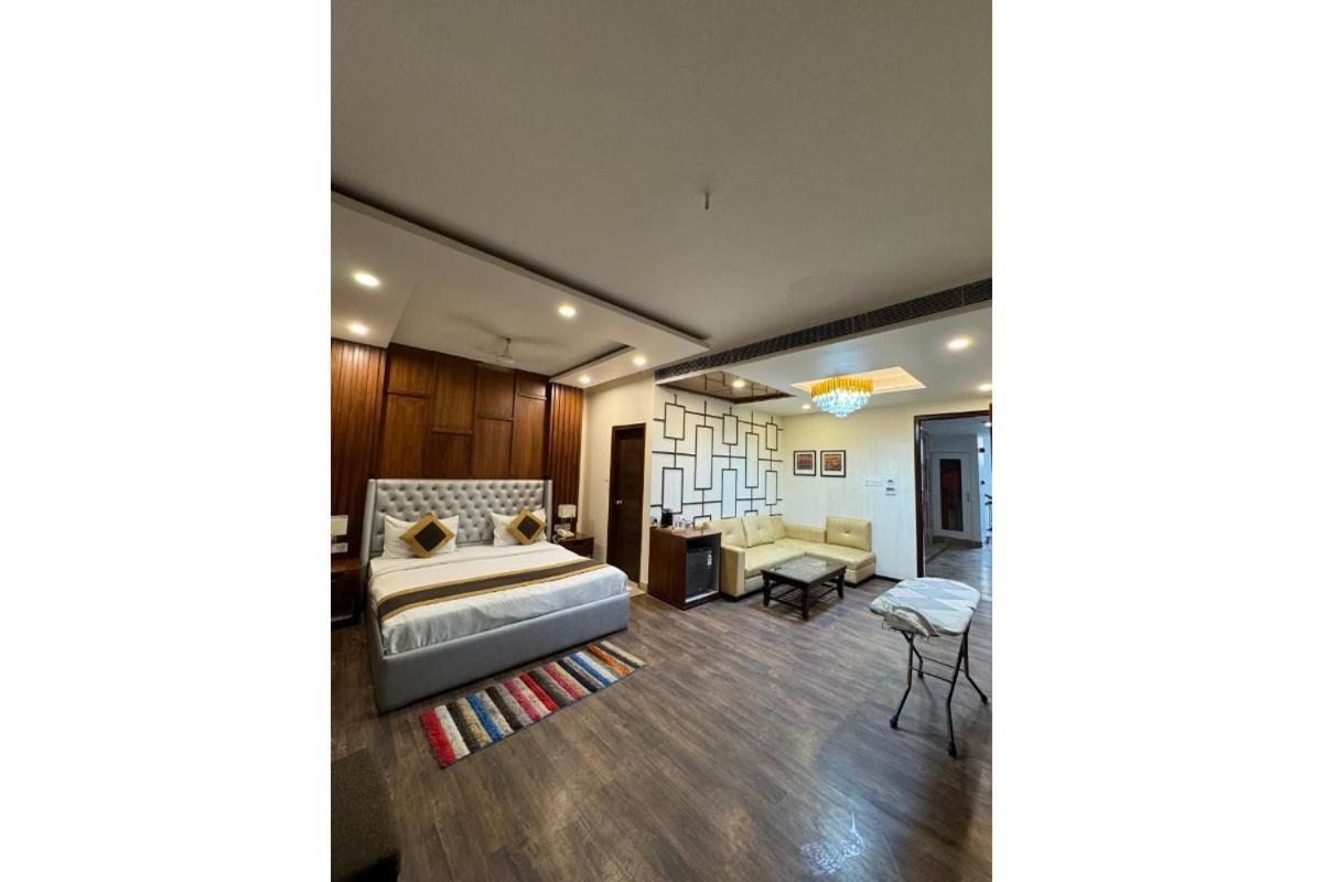 Hotel River Rhythm Assi Ghat Benares Buitenkant foto