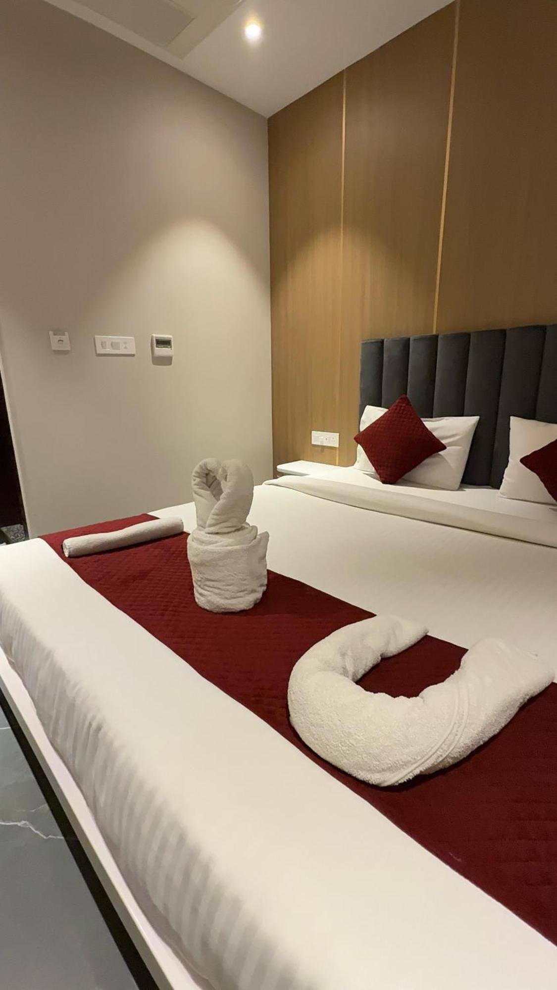 Hotel River Rhythm Assi Ghat Benares Buitenkant foto